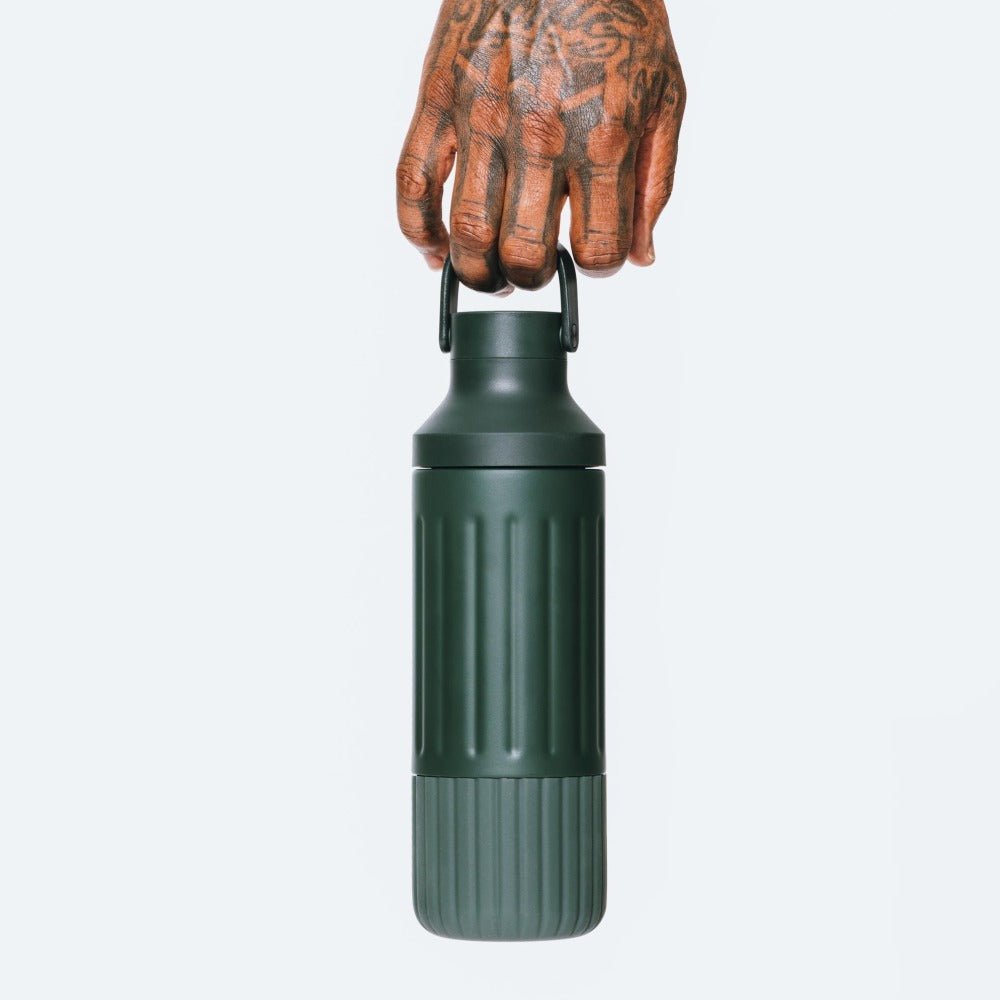 LuxePressKitchen Stainless Steel Hydration Bottle – 22 oz Insulated Water Bottle