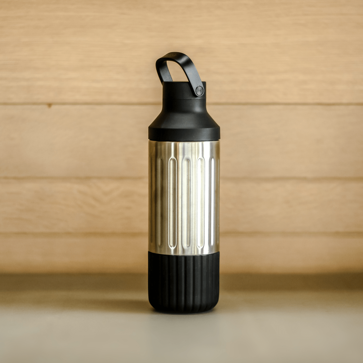 LuxePressKitchen Stainless Steel Hydration Bottle – 22 oz Insulated Water Bottle