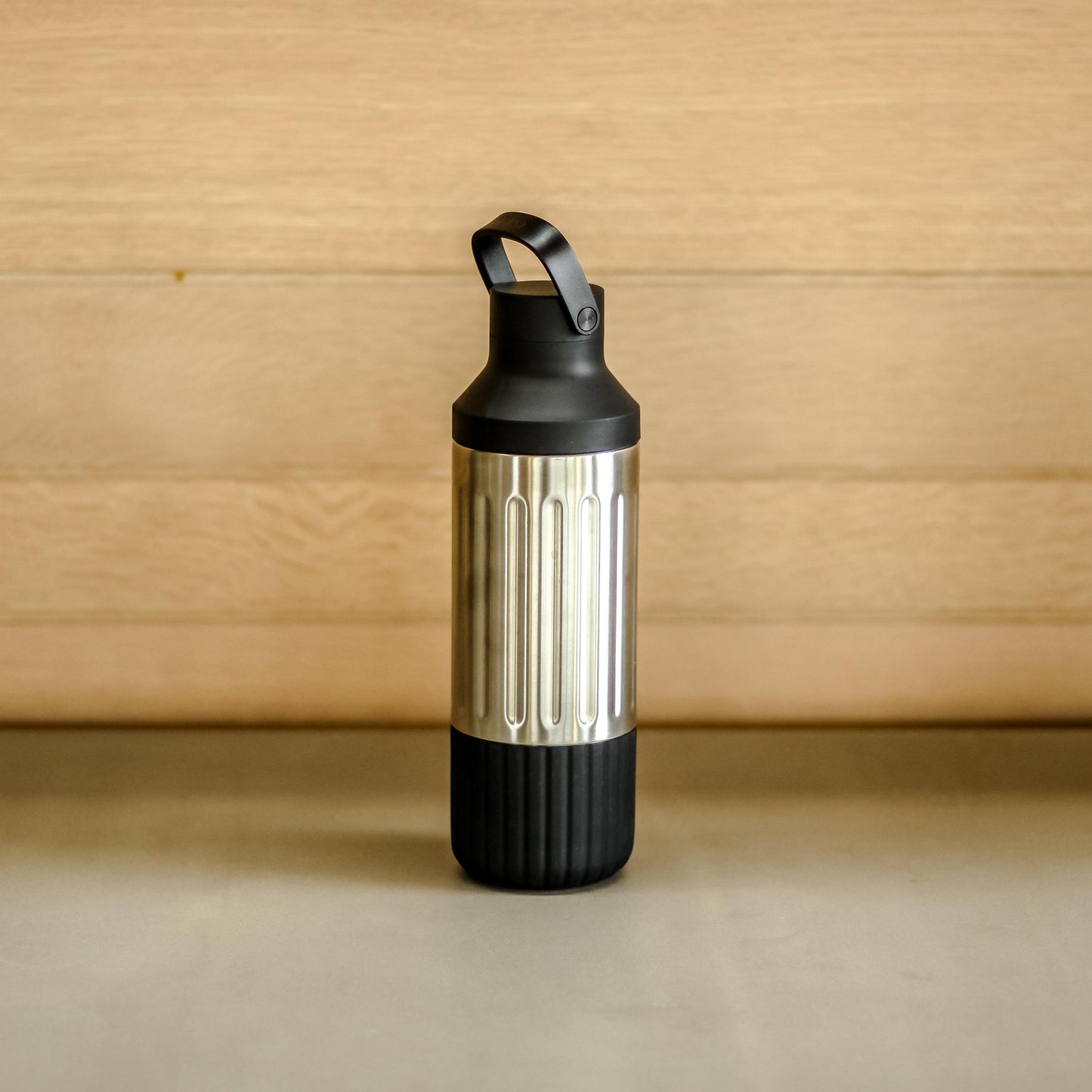 LuxePressKitchen Stainless Steel Hydration Bottle – 22 oz Insulated Water Bottle