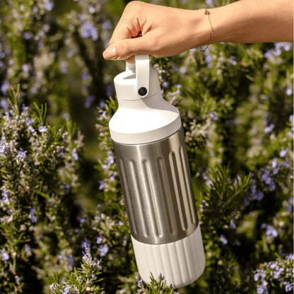 LuxePressKitchen Stainless Steel Hydration Bottle – 22 oz Insulated Water Bottle