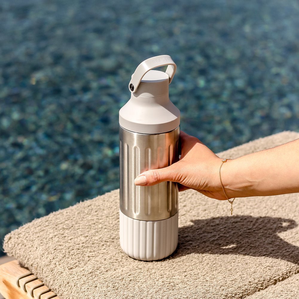 LuxePressKitchen Stainless Steel Hydration Bottle – 22 oz Insulated Water Bottle