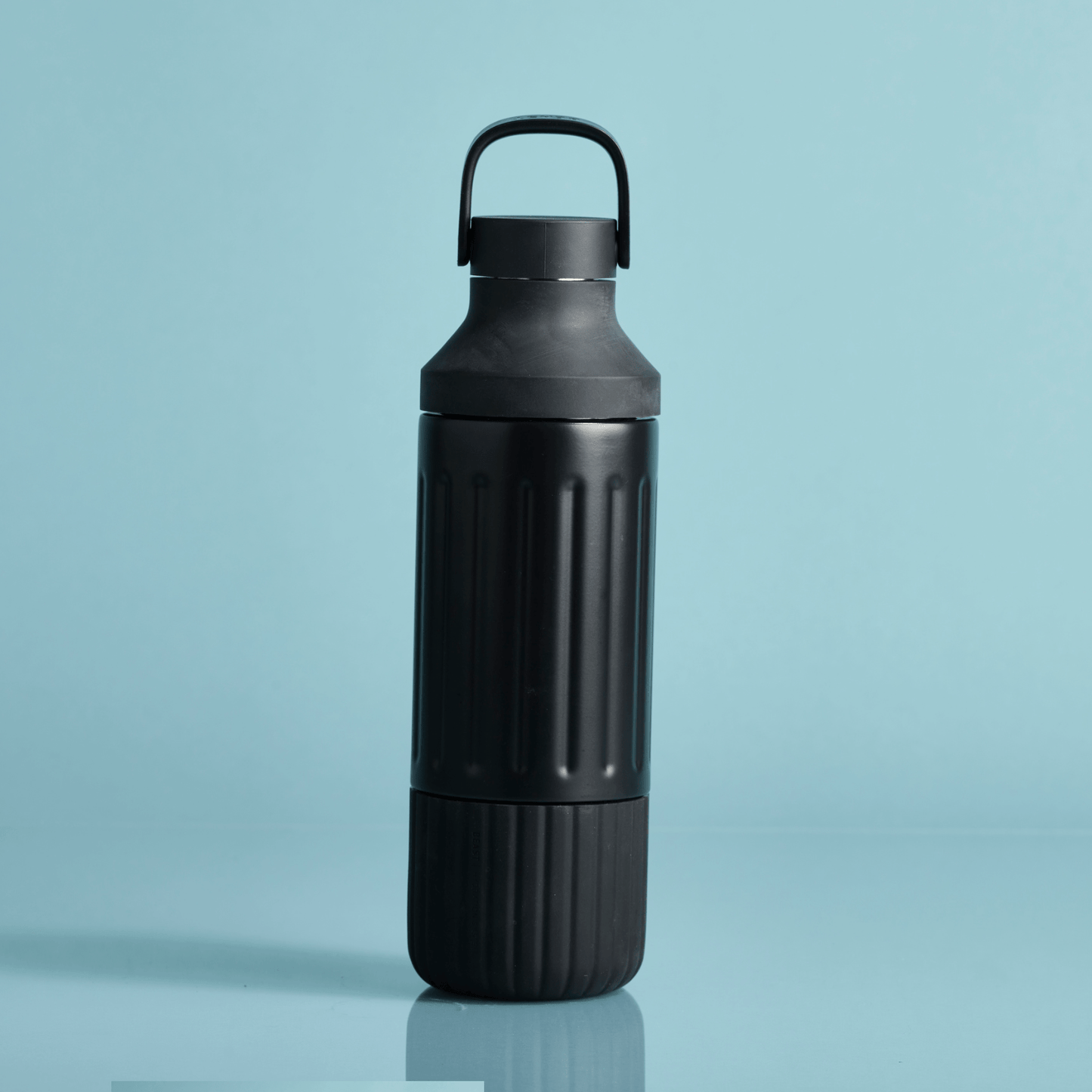 LuxePressKitchen Stainless Steel Hydration Bottle – 22 oz Insulated Water Bottle